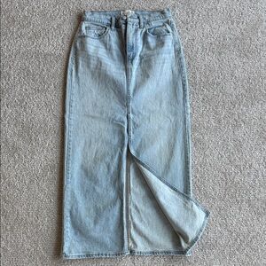 Universal Thread Light Blue midi Denim Skirt